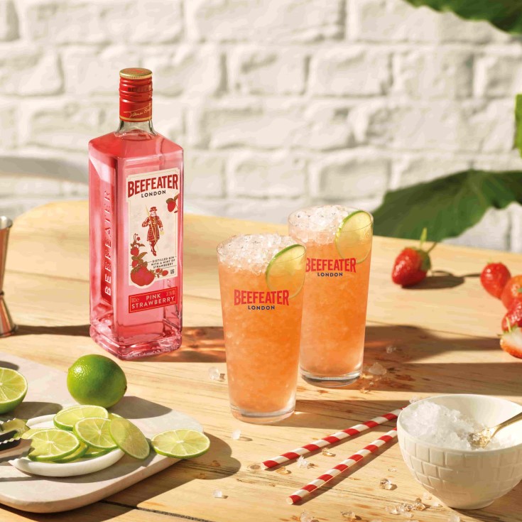 beefeater pink strawberry gin floradora cocktail