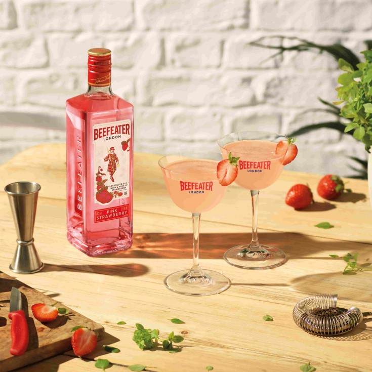 Pinklet pink strawberry gin cocktail recipe - Beefeater Gin