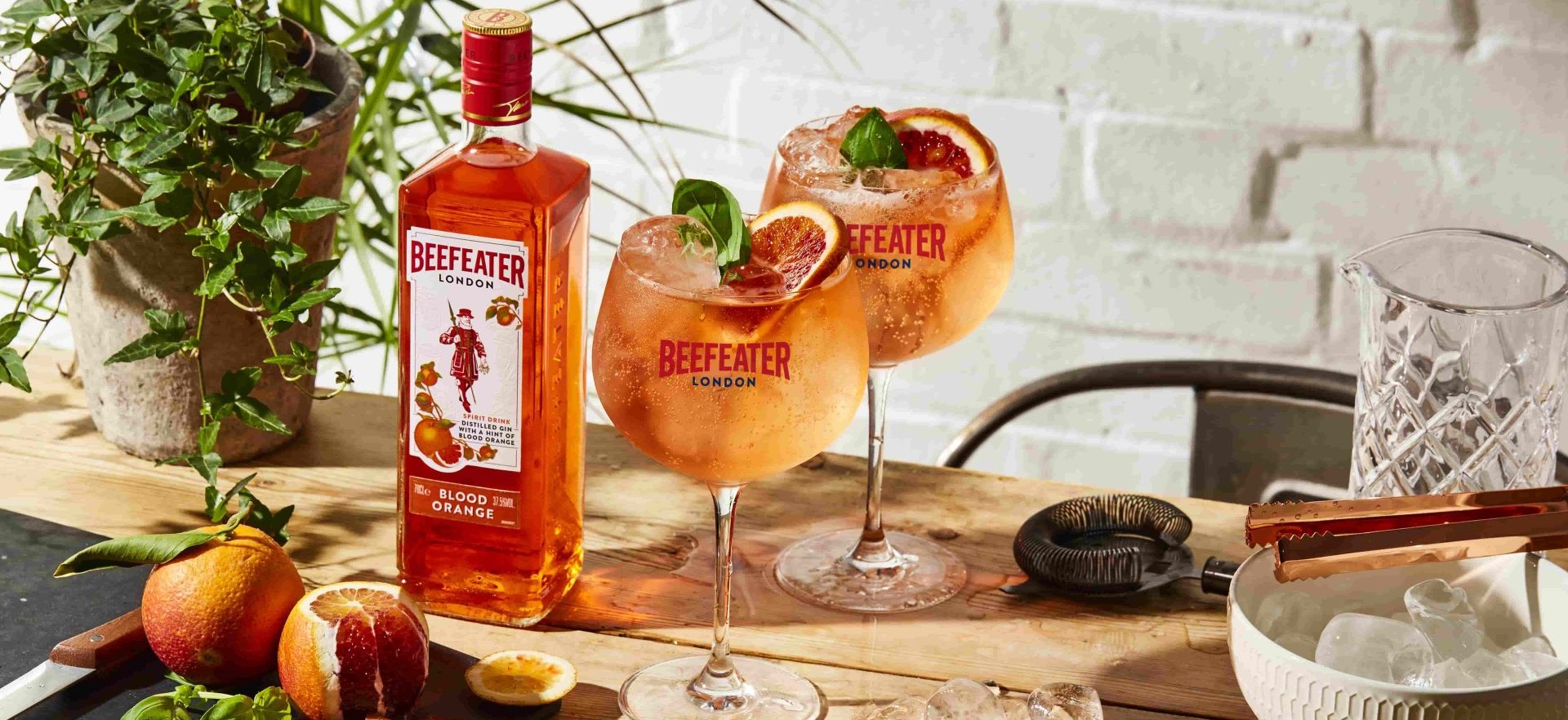 beefeater blood orange gin tonic cocktail 1 aspect ratio 1647 756