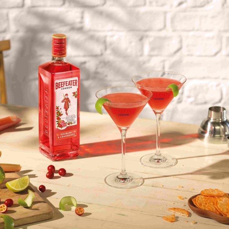 beefeater rhubarb cranberry gin cosmo cocktail