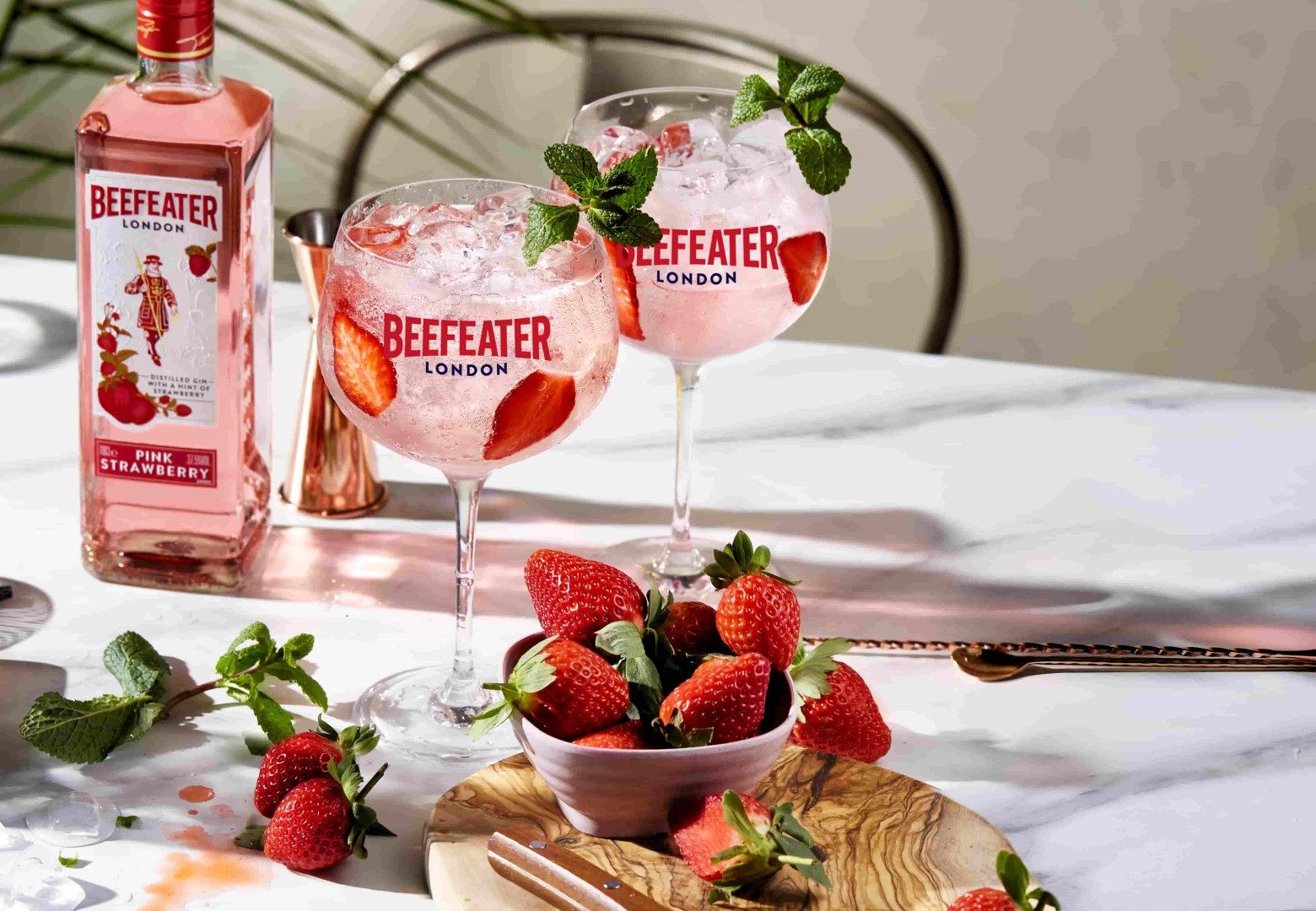 beefeater pink gin tonic cocktail aspect ratio 260 180