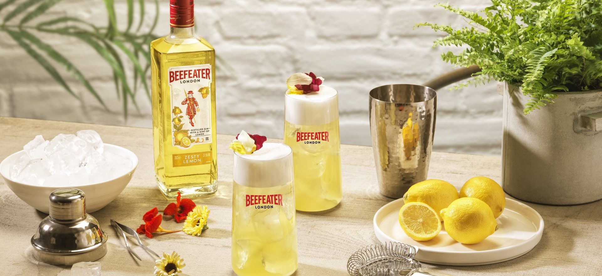 beefeater zesty lemon fizz cocktail aspect ratio 1647 756