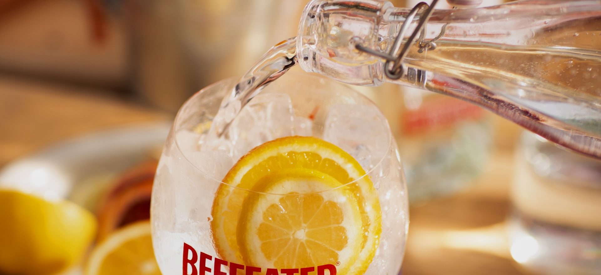beefeater london dry gin tonic cocktail 2 aspect ratio 1647 756