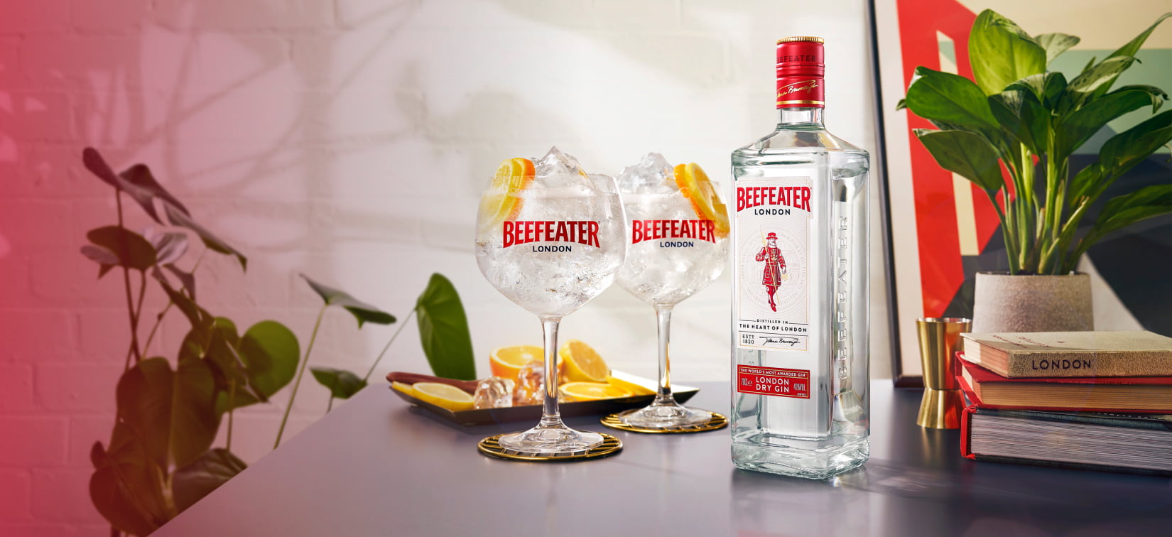 beefeater gin tonic cocktails bottle
